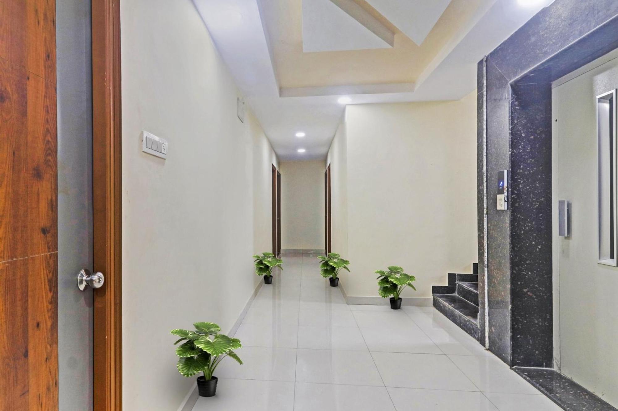 Super Hotel O Qualia Pride Financial District Gachibowli Экстерьер фото